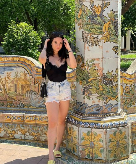 enzabel chloe Titten OnlyFans