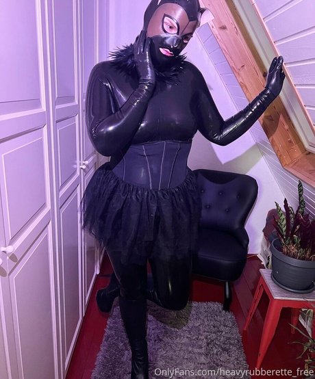 heavyrubberette free OnlyFans Joi