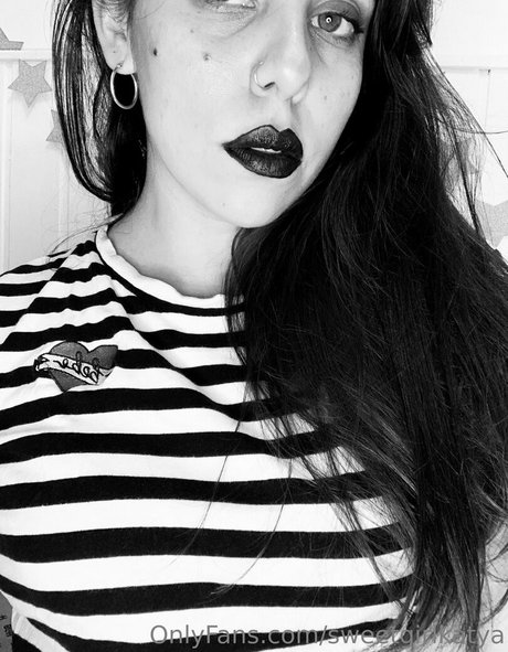 sweetgirlkatya OnlyFans Nacktfotos