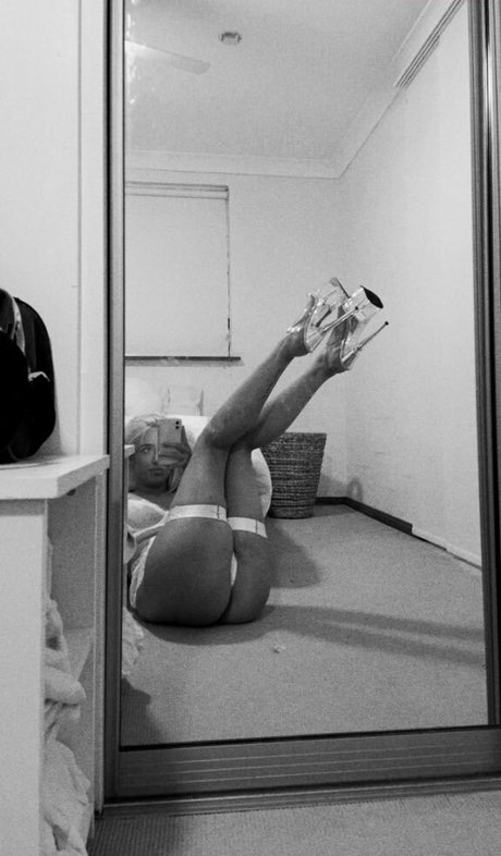 Emily Paul OnlyFans geleakte Pornografie