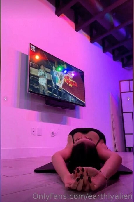 earthlyalien Sexy OnlyFans