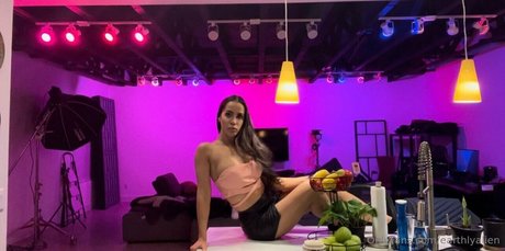 earthlyalien Nacktbilder von OnlyFans geleakt