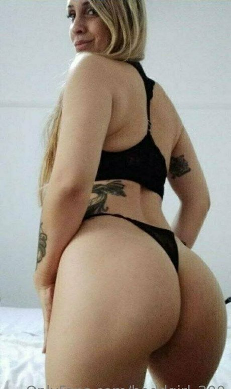 baddgirl 200 OnlyFans Mega