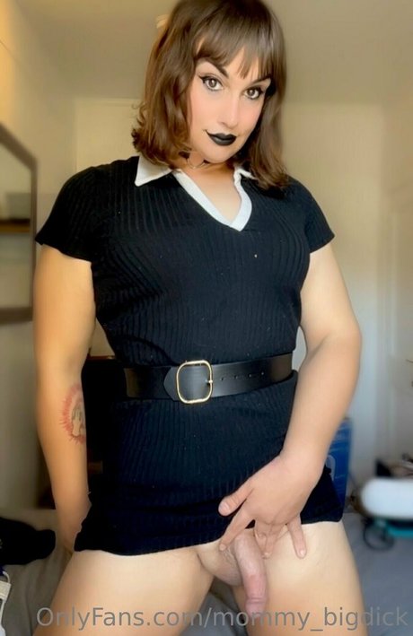 mommy bigdick Nacktbilder von OnlyFans