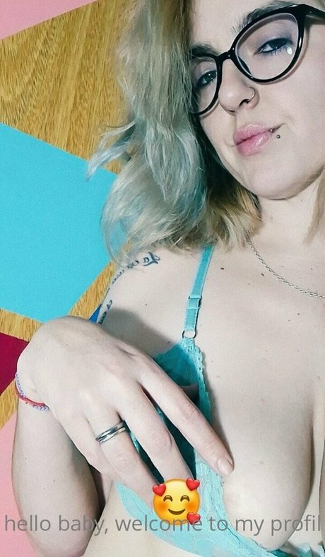 girlxxxtriniti Nacktpornos auf OnlyFans