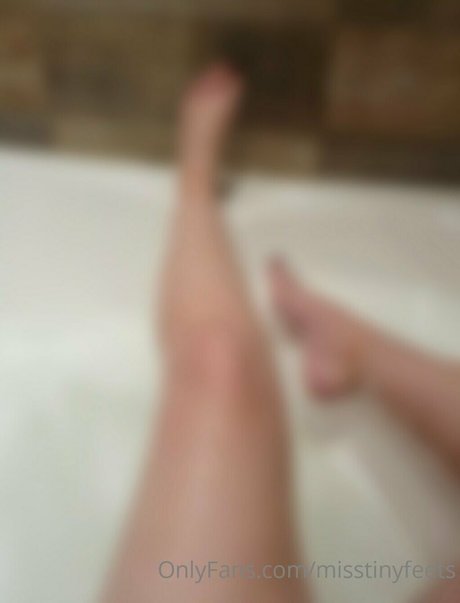 misstinyfeets OnlyFans geleakte Pornografie