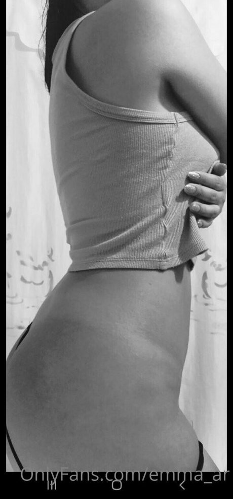 emma ar OnlyFans schlank