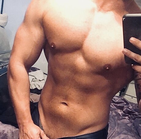 Spennas OnlyFans-Model