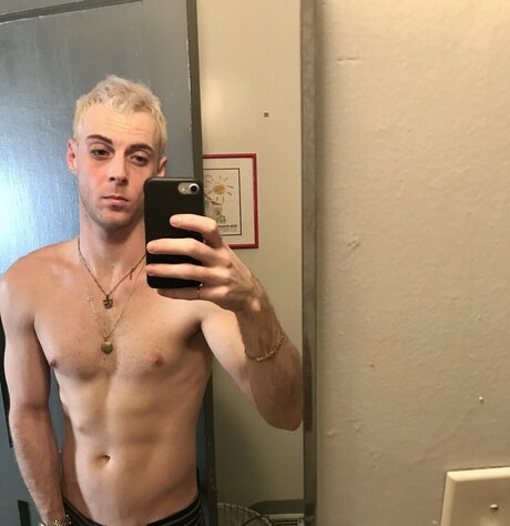 Dev Stone Sex auf OnlyFans