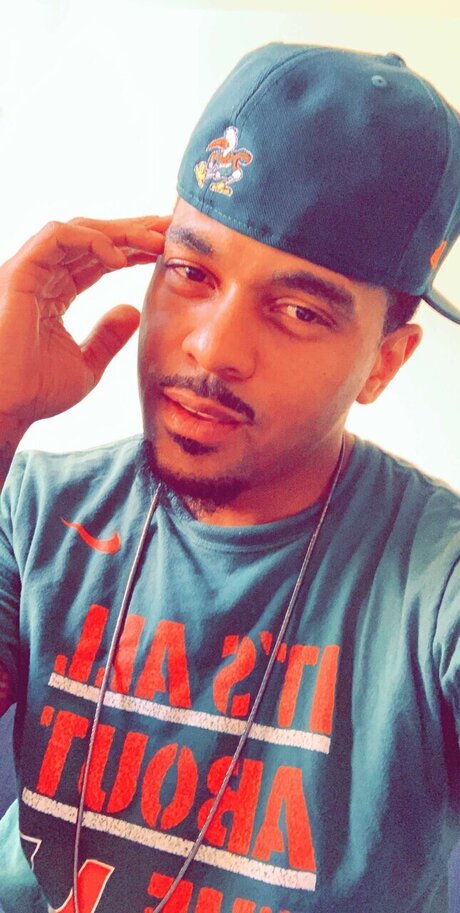 SGT Dutchie OnlyFans Sextape