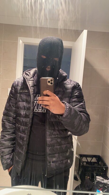 Hellrazer Titten OnlyFans