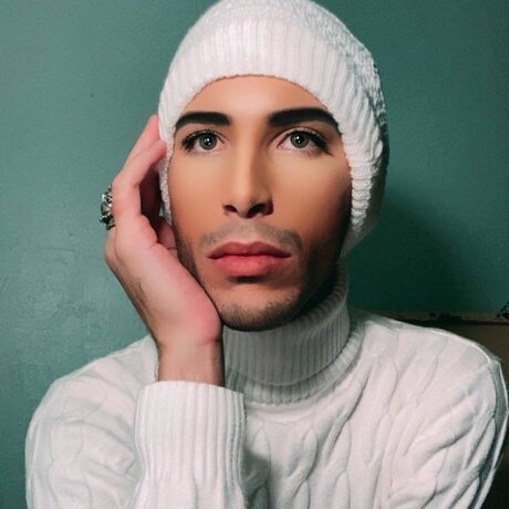 Alex Onassis Nacktbilder OnlyFans geleakt