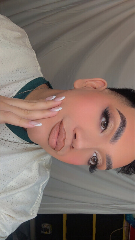 Baddie Nacktbilder OnlyFans Leak