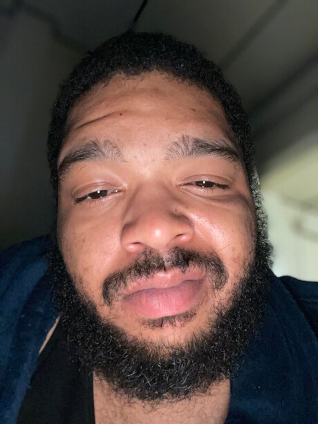 Elmo OnlyFans Model Fotos