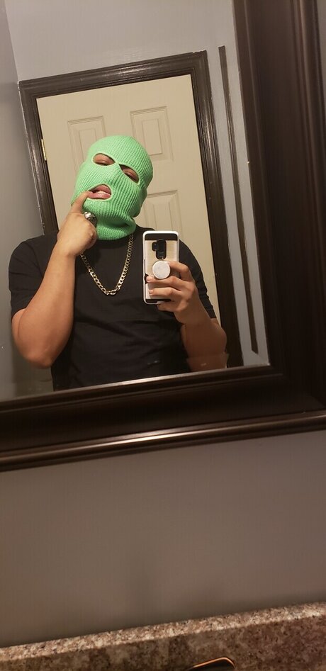 Cristi n OnlyFans-Archiv