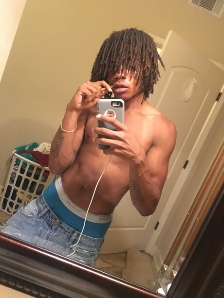 JayyGotFans187 OnlyFans Bilder