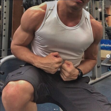 Arban Spuzy OnlyFans Pornografie