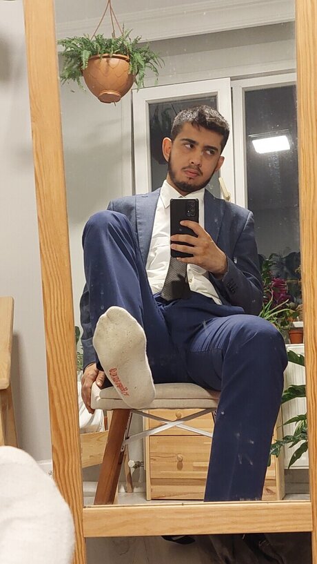 ninerokunine OnlyFans Fotos