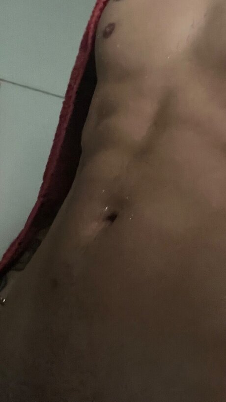 Badboy_ Nacktbilder von OnlyFans geleakt