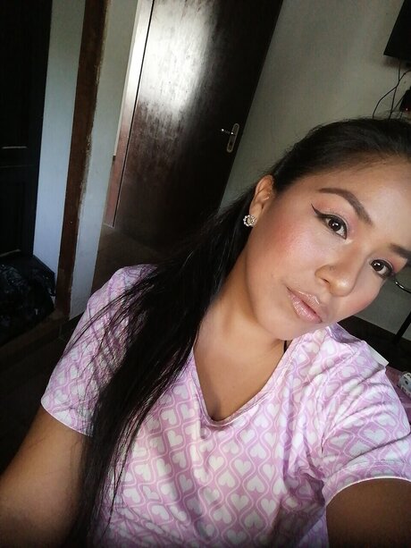 Vale Nackt auf OnlyFans