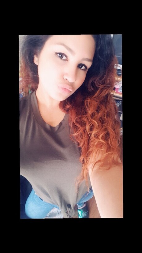 Lyanna Nacktbilder OnlyFans Leaks