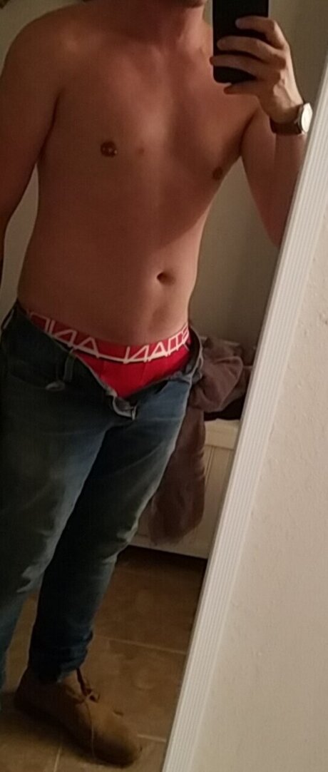 DummyThicc OnlyFans nackte Brüste