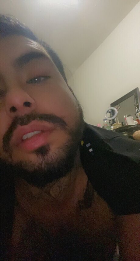 BLAZINGPAPI OnlyFans schlank