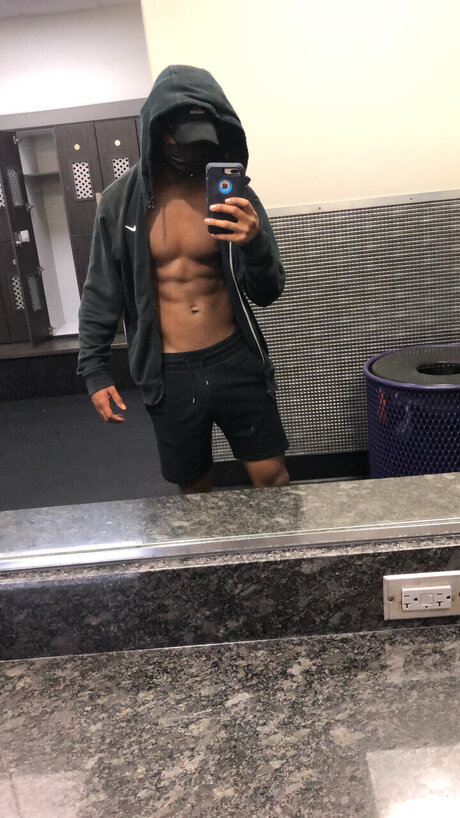 Premium channel Nacktbilder auf OnlyFans