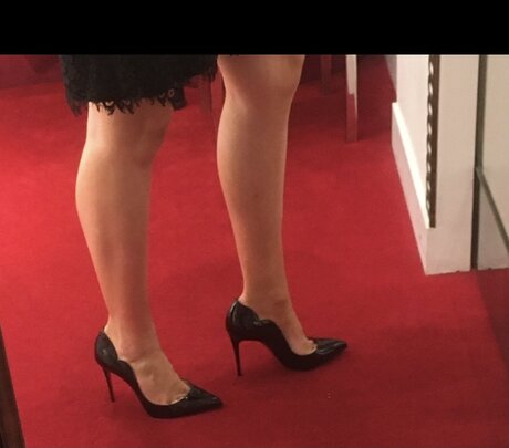 Toes before bros Po OnlyFans