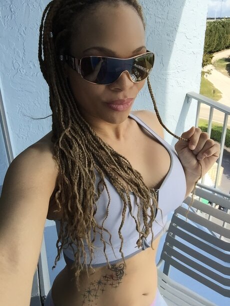 Blu Gem OnlyFans Beiträge