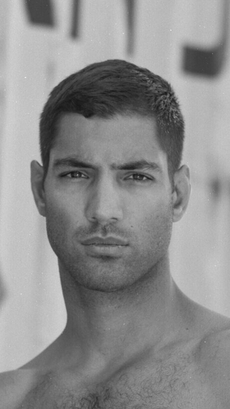 Adrian OnlyFans geleakte Pornografie