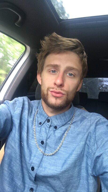 Mountain Mane027 OnlyFans Nacktfotos