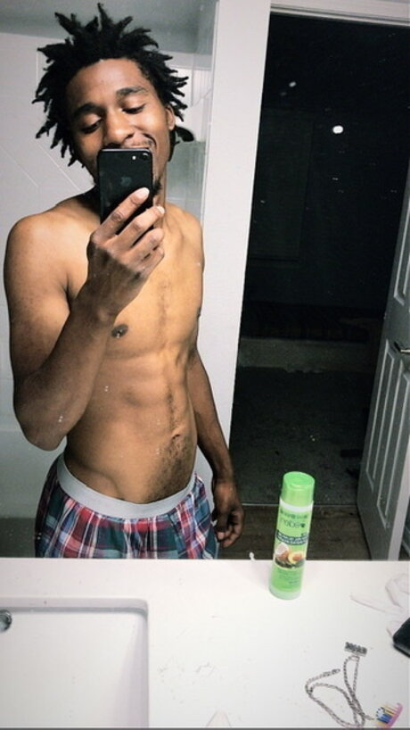 Royfrom27 Leaked OnlyFans XXX