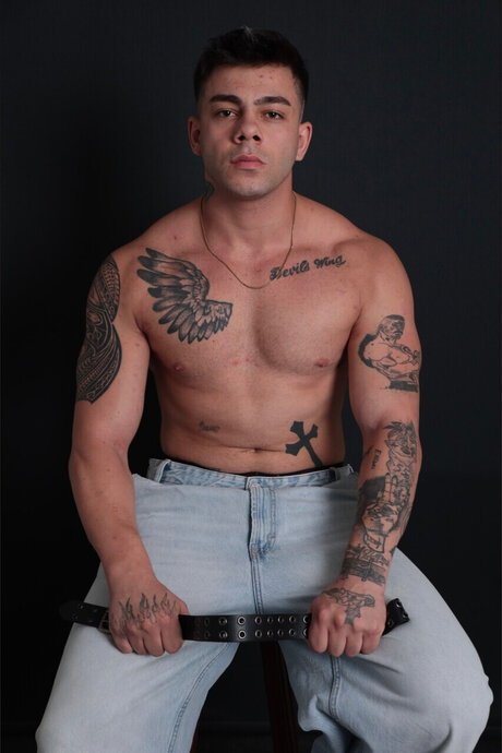 ALAXANDROS Nacktbilder von OnlyFans geleakt