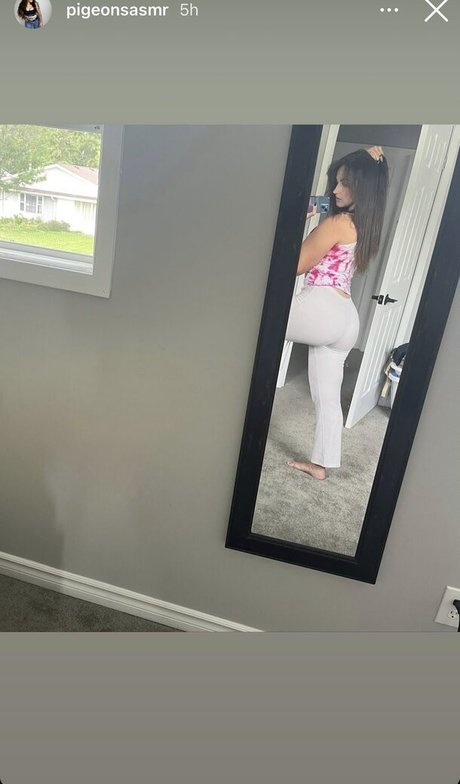 Pigeons ASMR Nacktbilder von OnlyFans geleakt