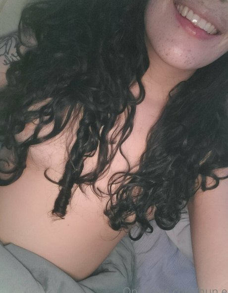 hun e Nacktbilder von OnlyFans geleakt