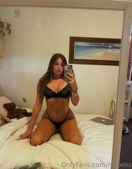 rrubess OnlyFans-Pornos