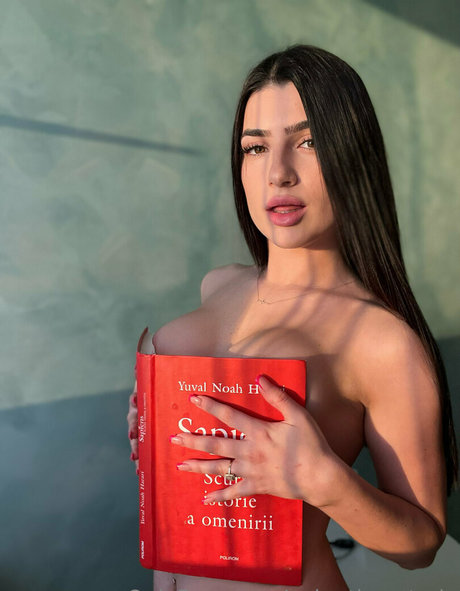 valentina study OnlyFans-Leaks