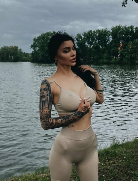 unholy mary OnlyFans Inhaltstyp