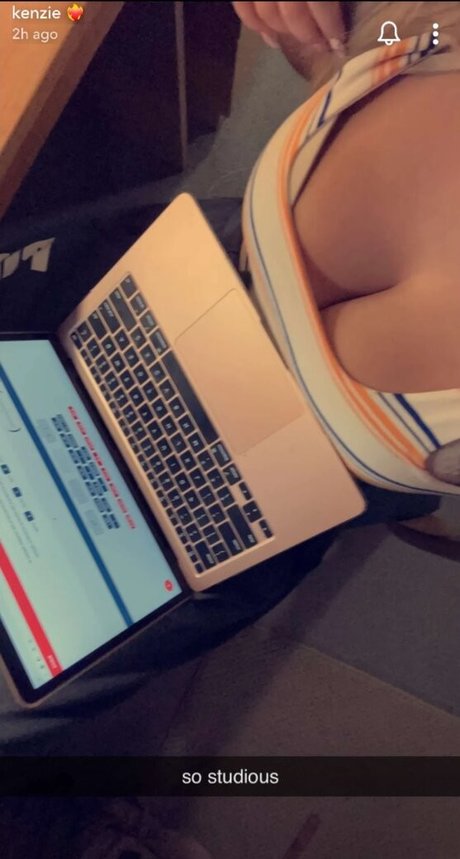 Mackenzie Spohn OnlyFans gratis