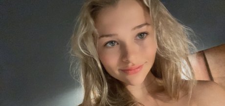 Pilates By Sophia OnlyFans Inhaltstyp