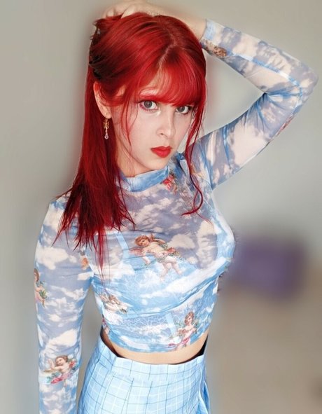 Julia chan Nacktbilder von OnlyFans geleakt