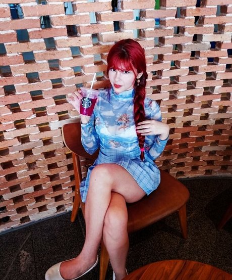 Julia chan OnlyFans-Fotos