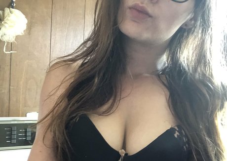 schwangere unterwürfige onlyfans heiß XXX Foto