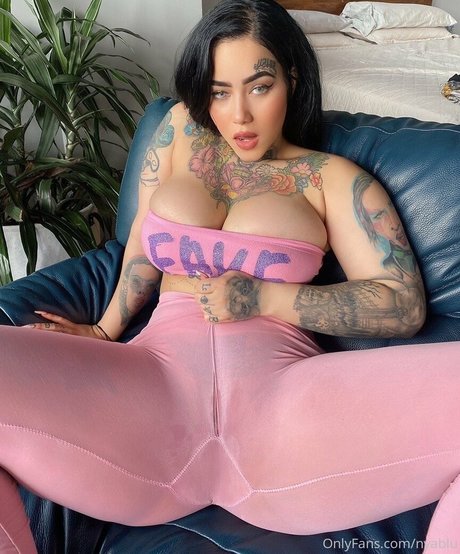 nyablu OnlyFans Bilder nackt