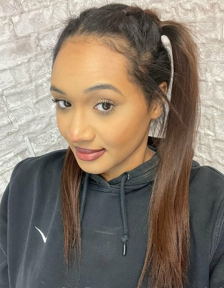 makeupbymicol OnlyFans Nacktfotos