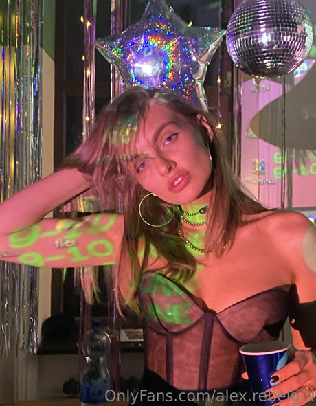 alex rebelgirl OnlyFans X