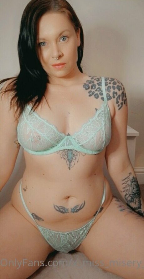 x miss misery x OnlyFans nackt