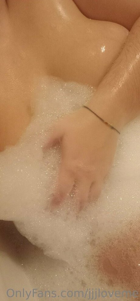 jjjloveme OnlyFans