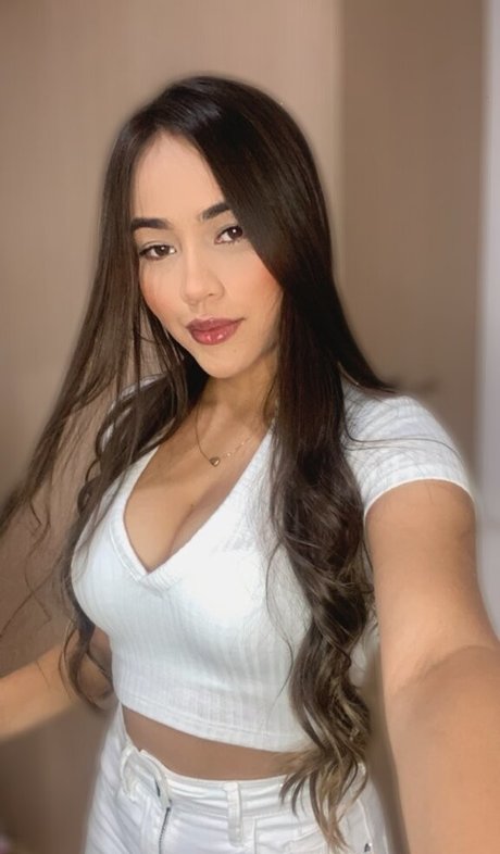 Huge Tits Nataly OnlyFans Bilder geleakt